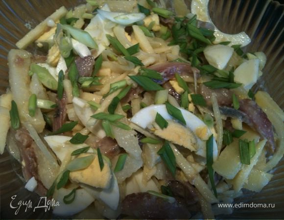 Салат "Домашний" с сельдью Салат "Домашний" с сельдью