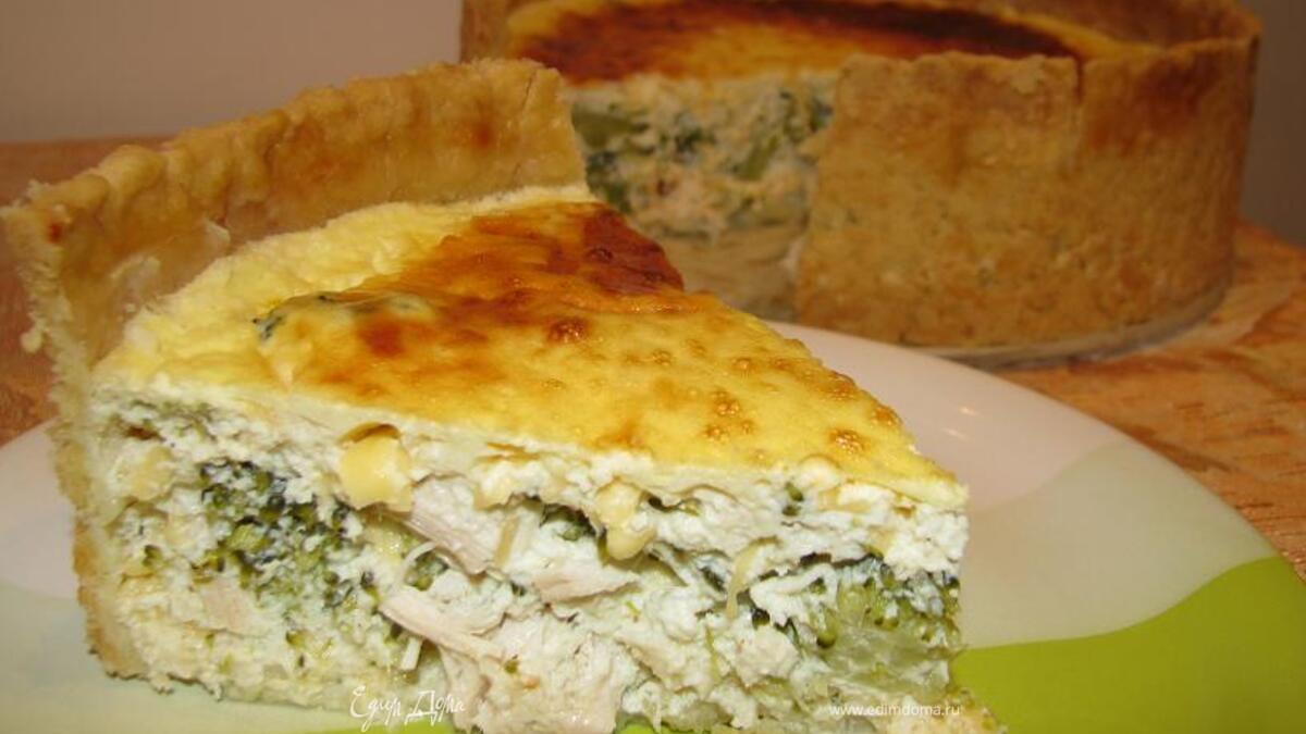 Сырный киш с брокколи и курицей