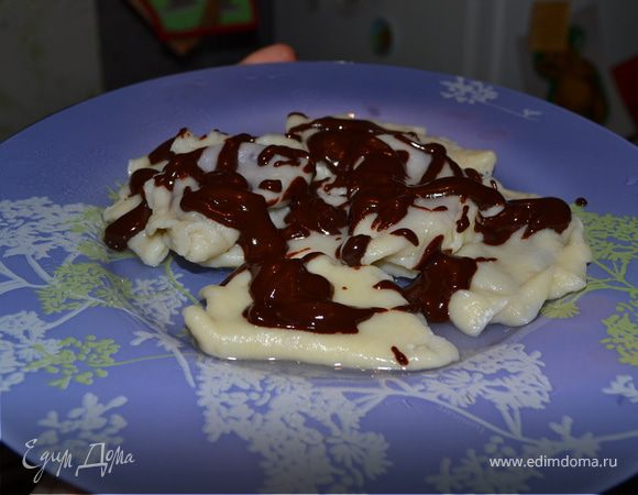Вареники с черникой и шоколадом Вареники с черникой и шоколадом
