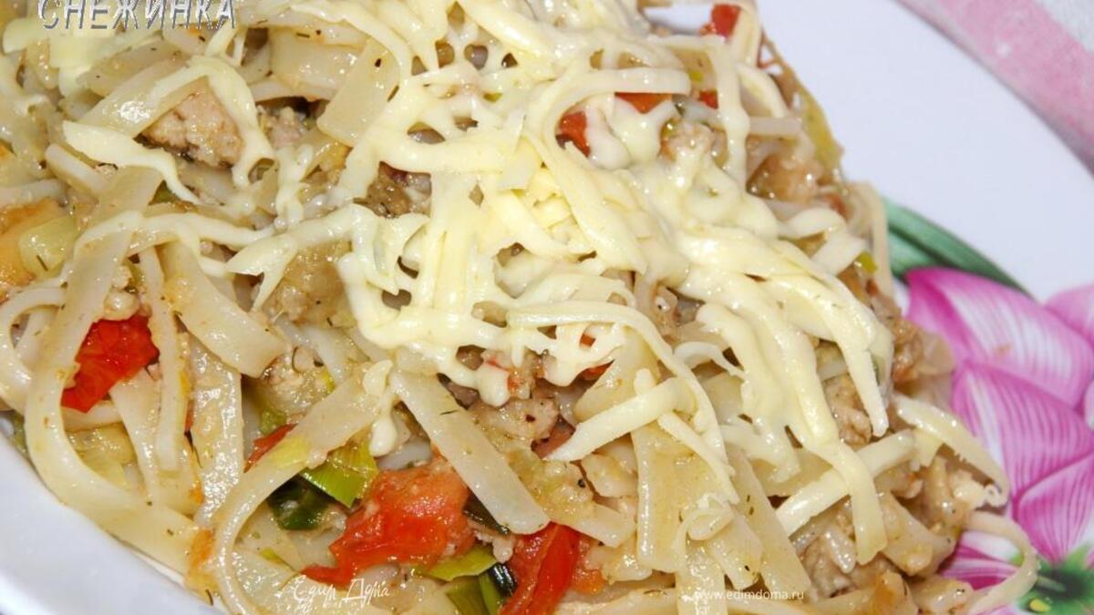 Лапша с мясным соусом «по-домашнему»