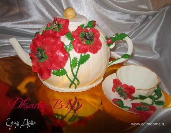 "Чайник, чашка не фарфор", потому что это торт;)