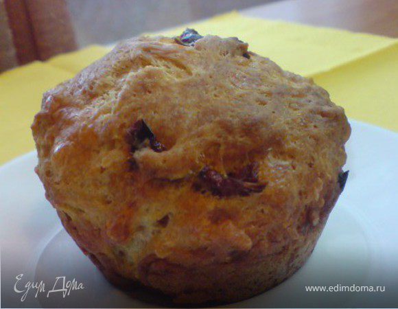  Маффины с сыром и вялеными помидорами