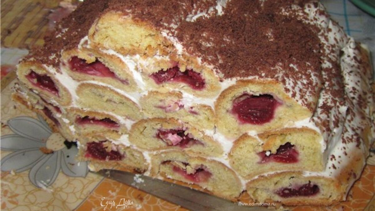 Избушка под снегом