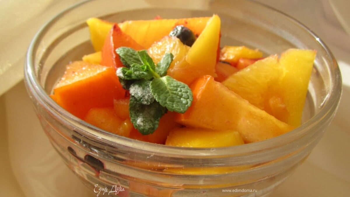 Фруктовый салат "Цвета солнца"