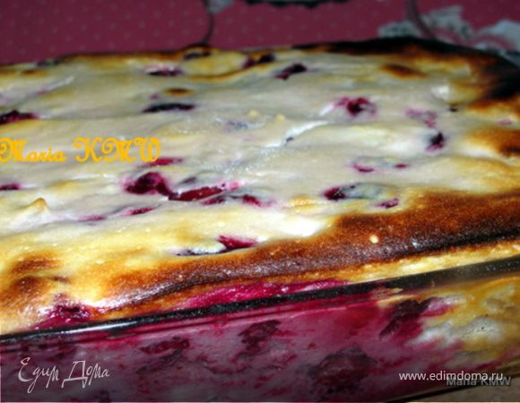 Творожная запеканка с вишней для самых маленьких и не только...