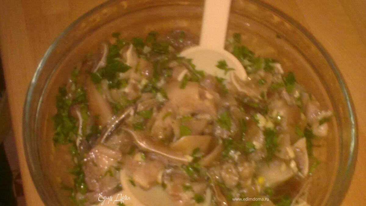 Традиционная португальская закуска "Салат из свиных ушек"