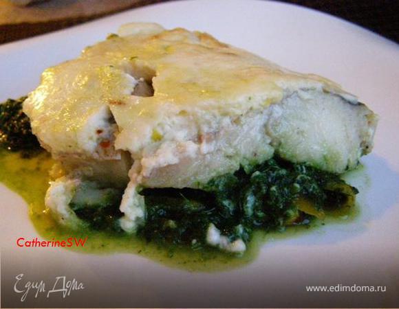 Хек, запеченный со шпинатом и творогом Хек, запеченный со шпинатом и творогом
