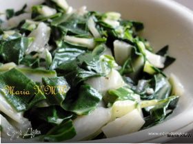 Вегетарианский салат с мангольд