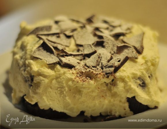 Торт"Обломки ноева ковчега на заснеженой вершине горы Арарат" 