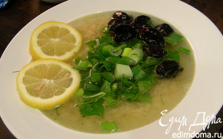 Рецепт Легкий греческий суп с рисом, маслинами и зеленью