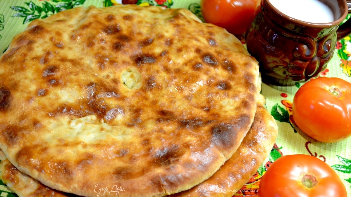 Осетинские пироги «Картофджын» – пирог с картошкой .