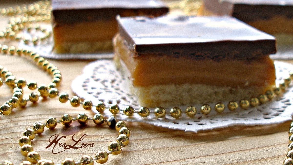 Шоколадно-карамельный десерт, или Домашний Твикс, или - "Millionaire Bars"