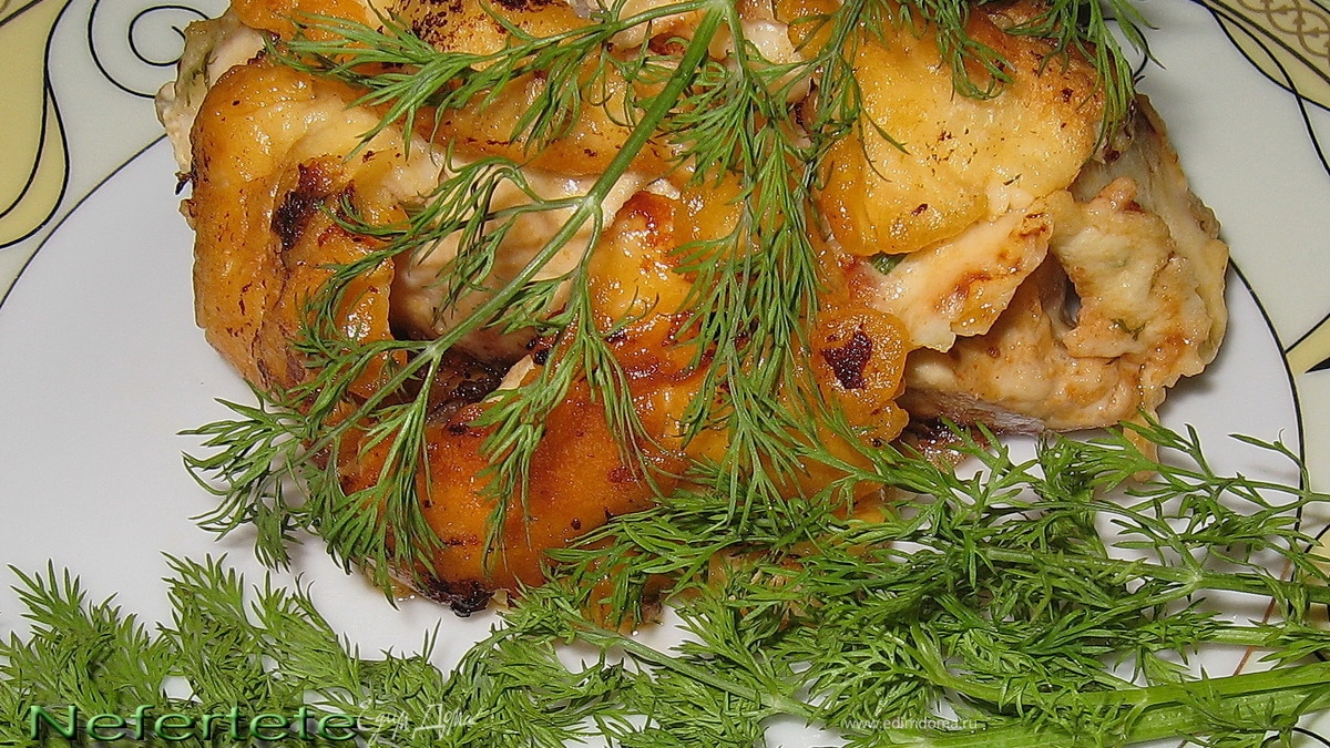 Куриное филе с белой фасолью.