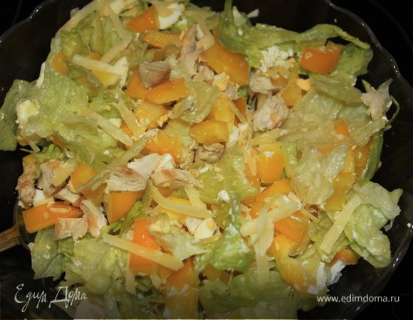 Салат с курицей, сладким перцем и сыром Филадельфия Салат с курицей, сладким перцем и сыром Филадельфия