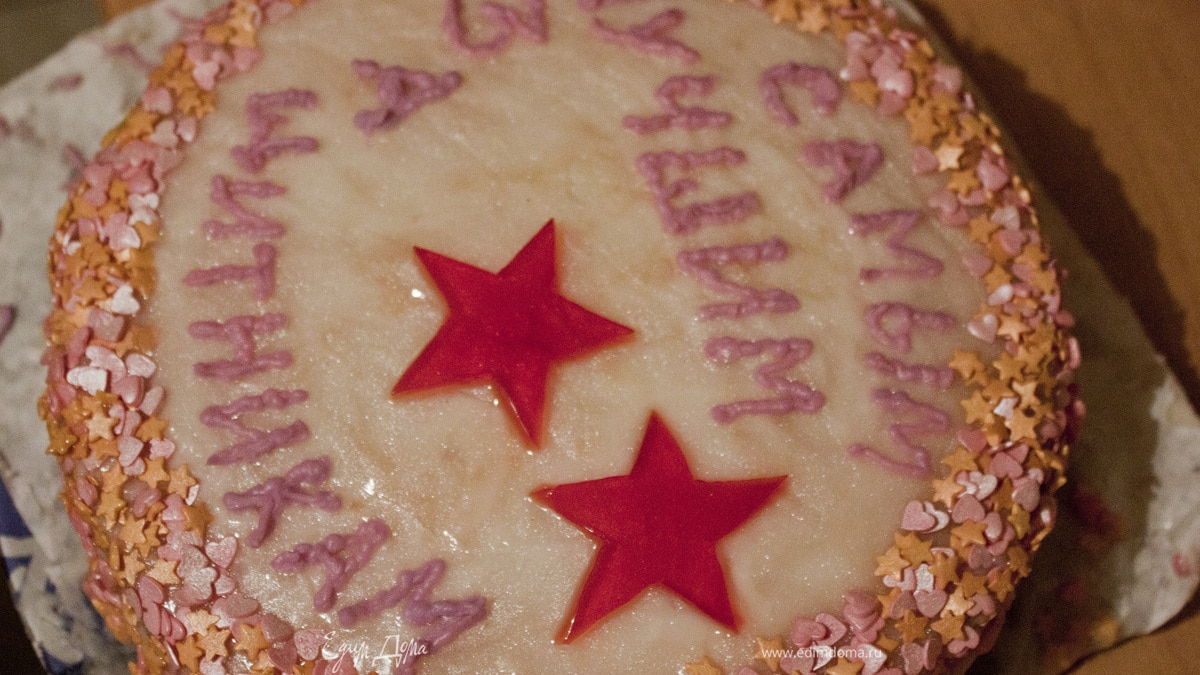 Торт (Cake with coffee cream)