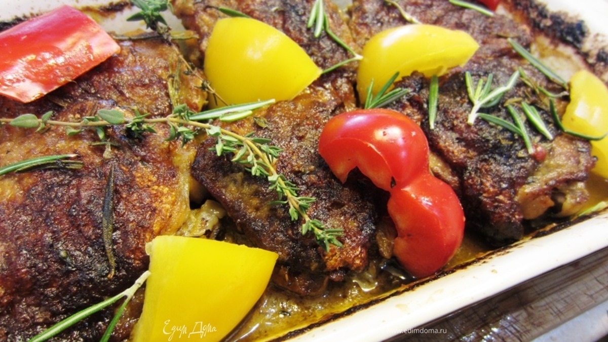 Куриные бедра под соусом Пири-пири