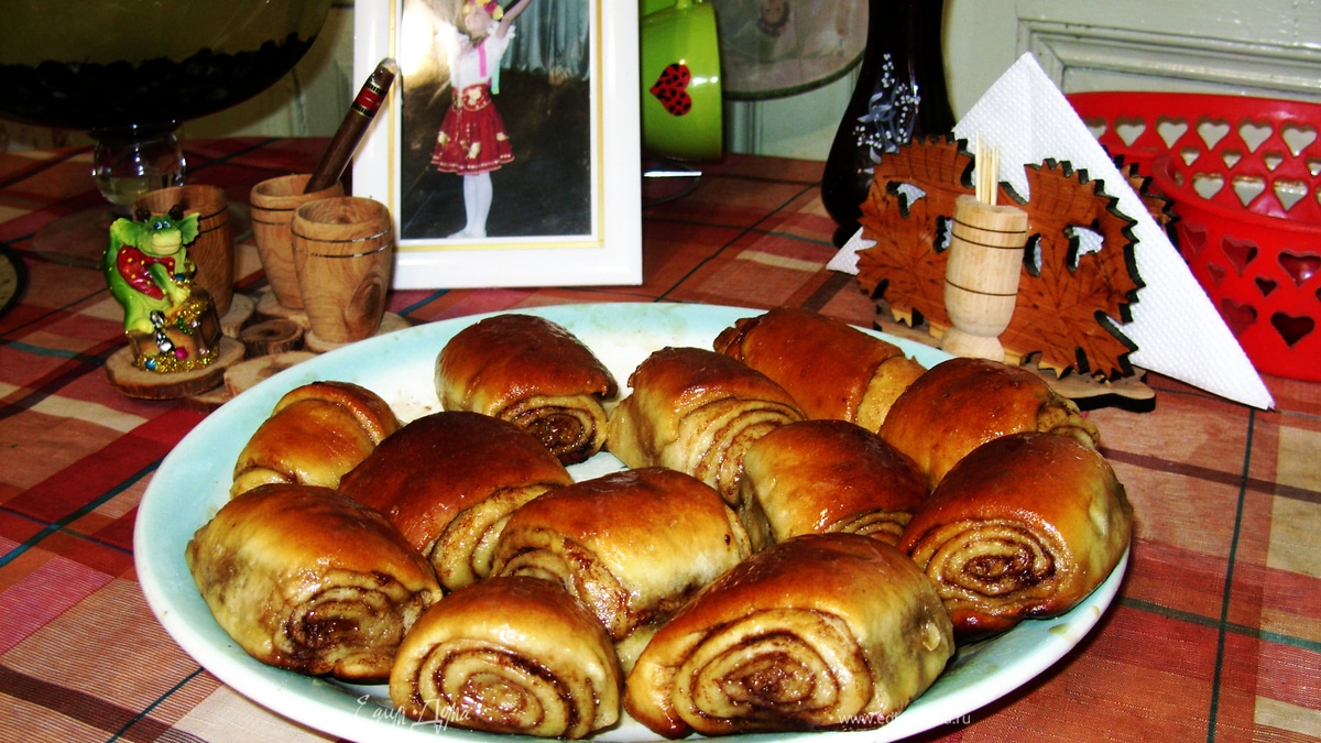 Булочки с корицей (Cinnamon Rolls)