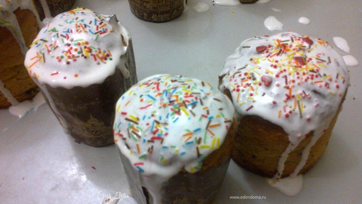 Морковный кулич