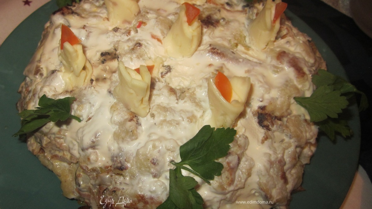 Рыбный торт со свечками