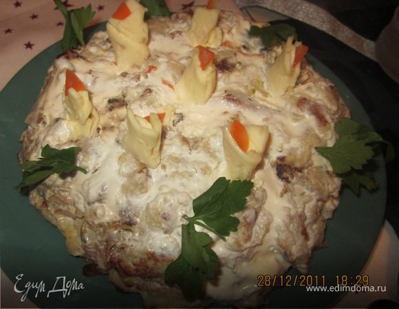 Рыбный торт со свечками