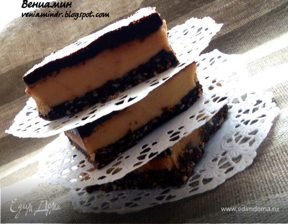 Cappuccino Nanaimo bars - канадский шоколадный десерт Cappuccino Nanaimo bars - канадский шоколадный десерт
