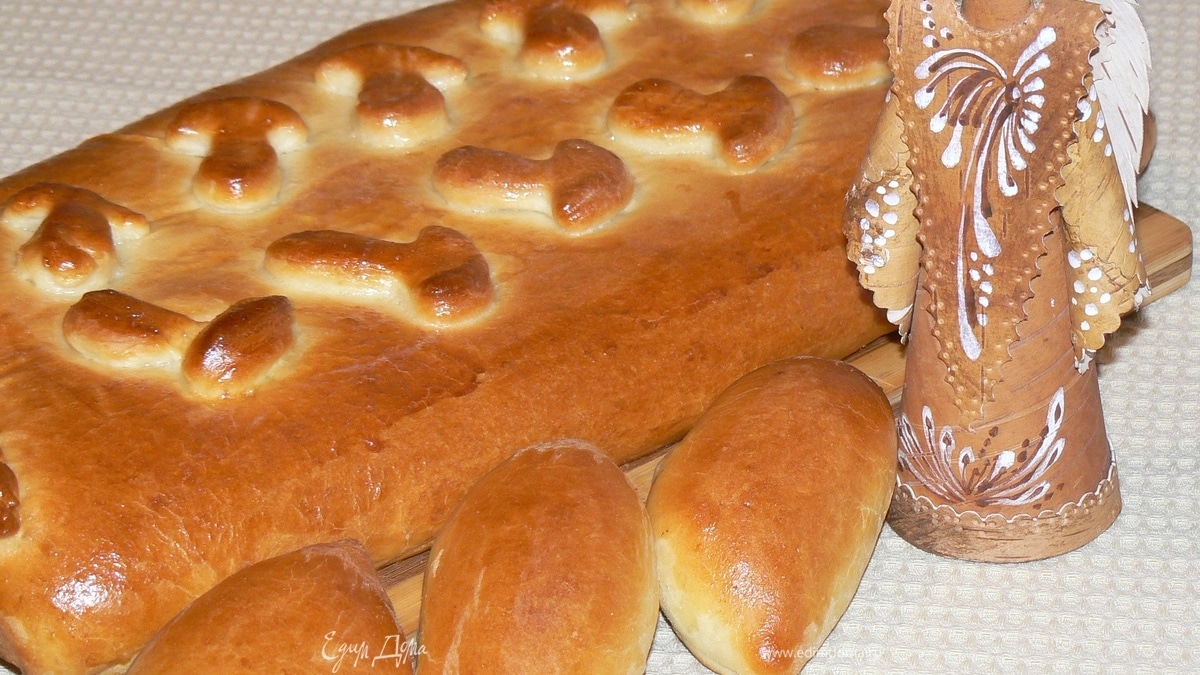 Кулебяка с ливером и грибами