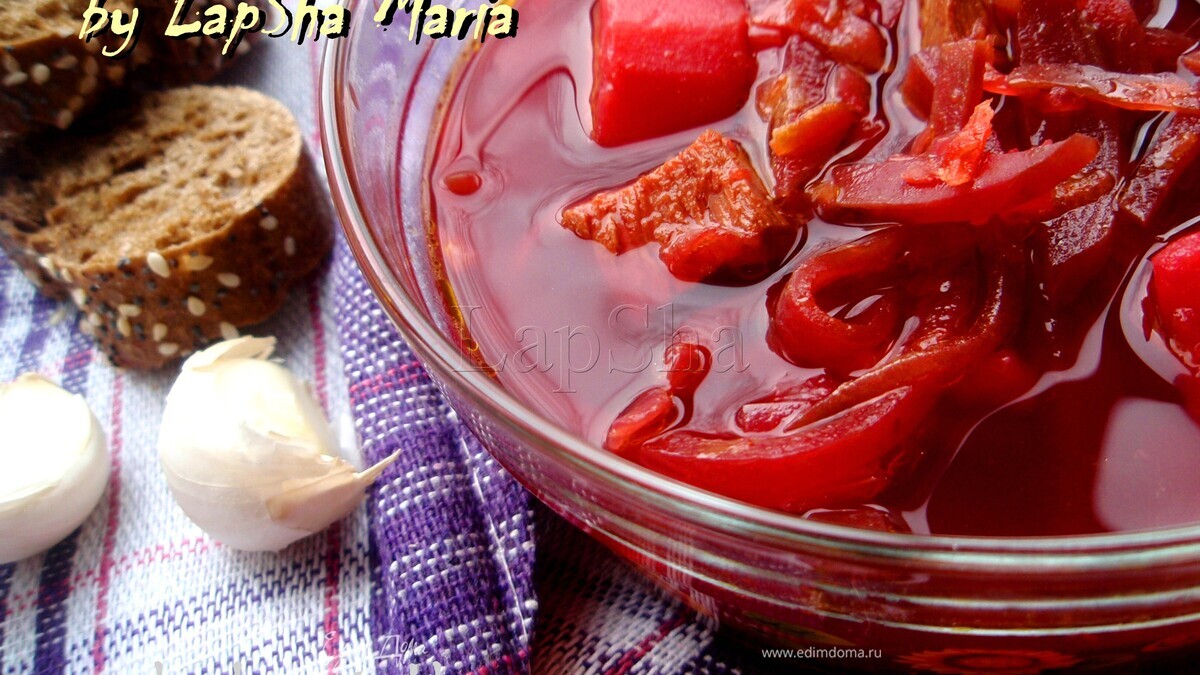 Борщ с копчеными ребрышками