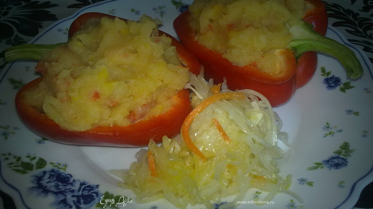 Картофельное пюре с перцами.