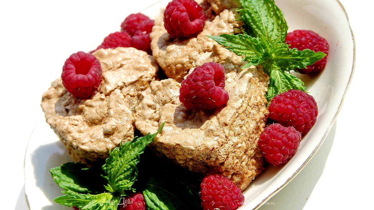 Миндально-кунжутные пирожные с мятой