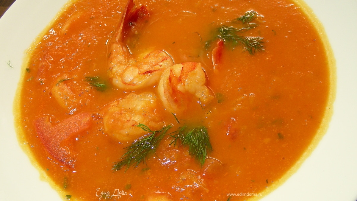 Томатный суп с фенхелем и креветками