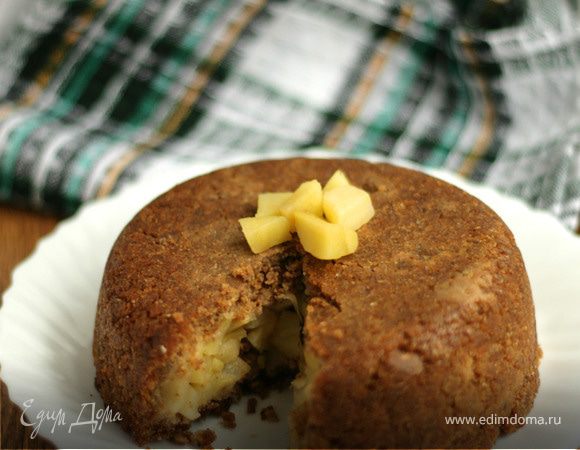 Яблочный пудинг из черного хлеба