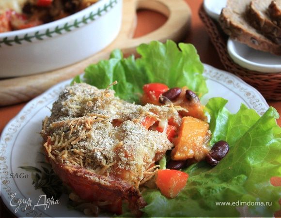 Запеканка из тыквы и красной фасоли  в пряной панировке