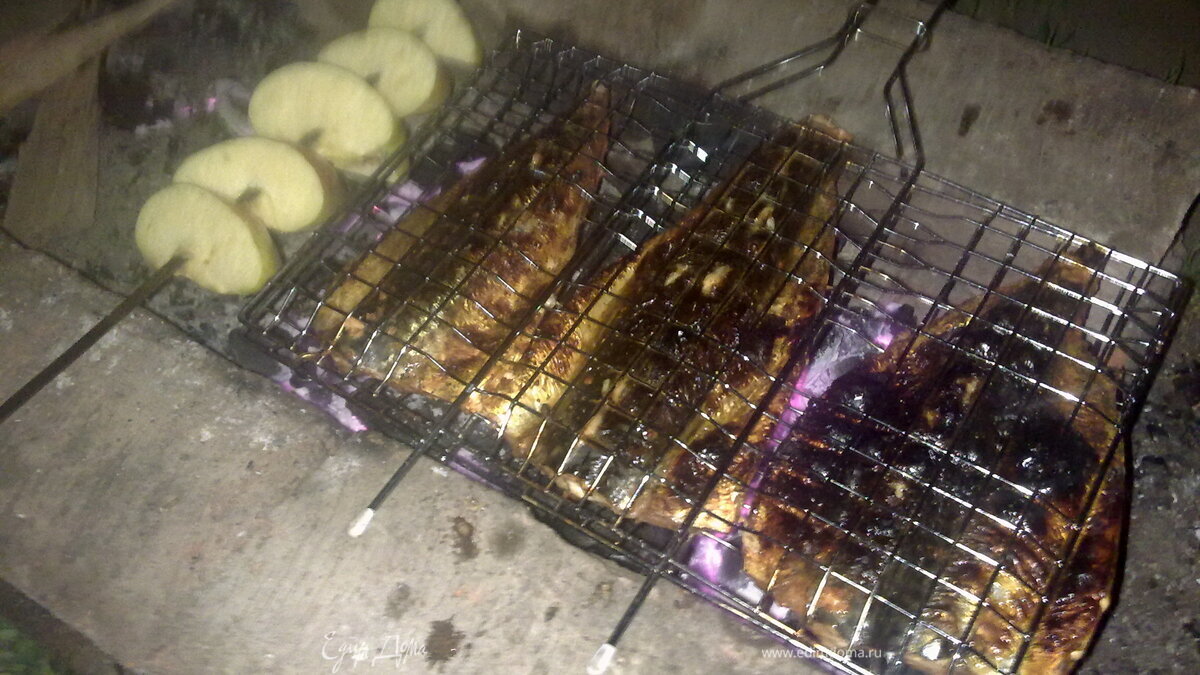 Скумбрия на решетке