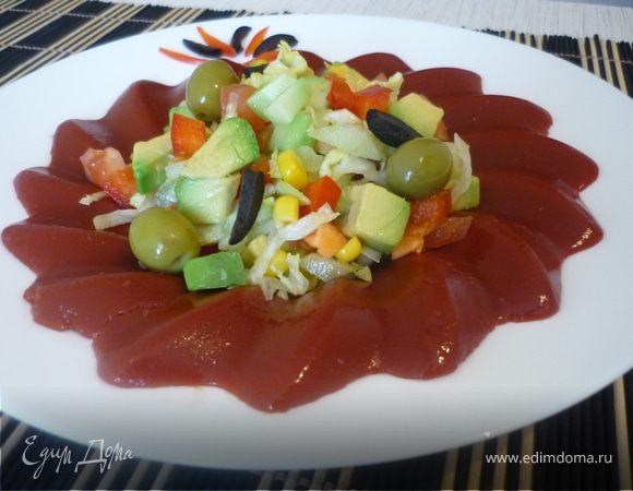 Лёгкий салат в кольце Лёгкий салат в кольце