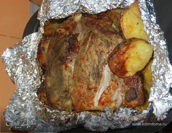 Свиная лопатка с запеканкой из картофеля и фенхеля: лучший рецепт приготовления