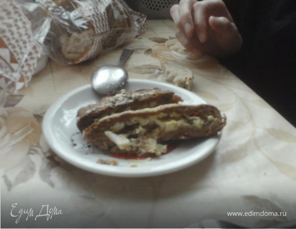 Мясной рулет по-болгарски Мясной рулет по-болгарски