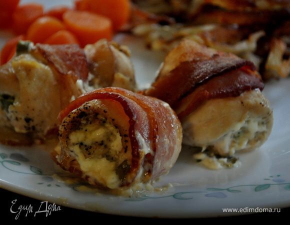 Куриные грудки с начинкой в беконе Куриные грудки с начинкой в беконе