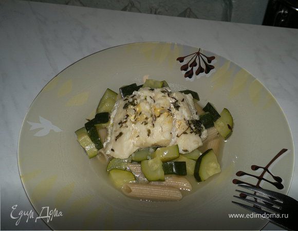 Треска с цукини в лимонной цедре с чесноком,  пастой пенне из муки дурум