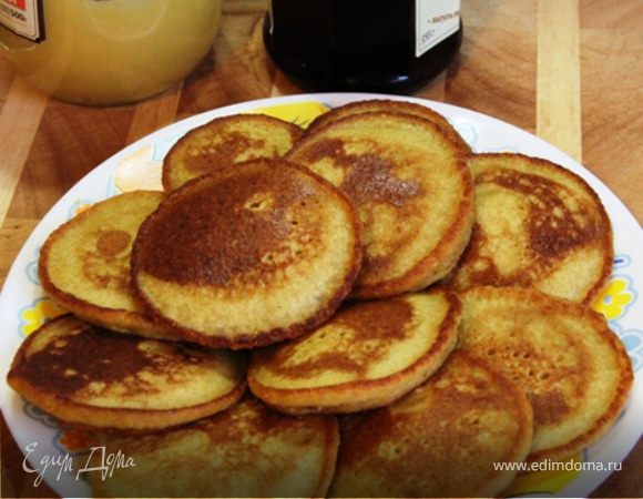 Без глютена. Оладушки из квиноа и кукурузной муки Без глютена. Оладушки из квиноа и кукурузной муки