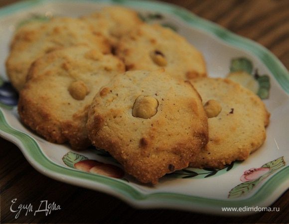 Печенье с лесными орехами Печенье с лесными орехами