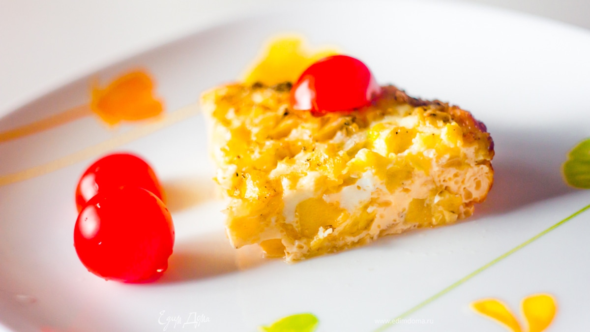 Омлет "Доброе утро" с картофелем, перцем и цукини