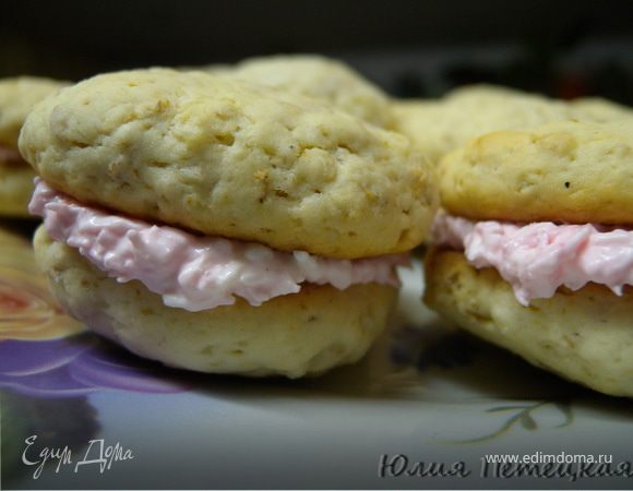 Злаковое печенье с кокосовым кремом