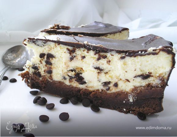 Сырник с шоколадными каплями и брауни Сырник с шоколадными каплями и брауни