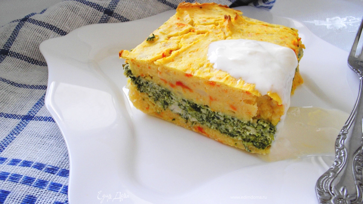 Картофельная запеканка с курицей и шпинатом