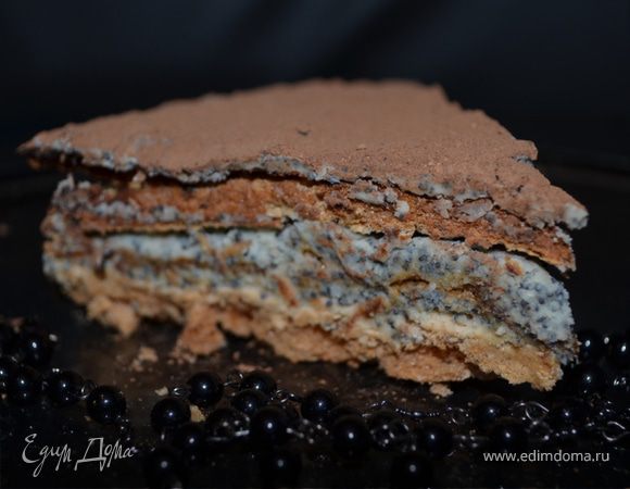 Торт-безе с маково-сливочным кремом Торт-безе с маково-сливочным кремом