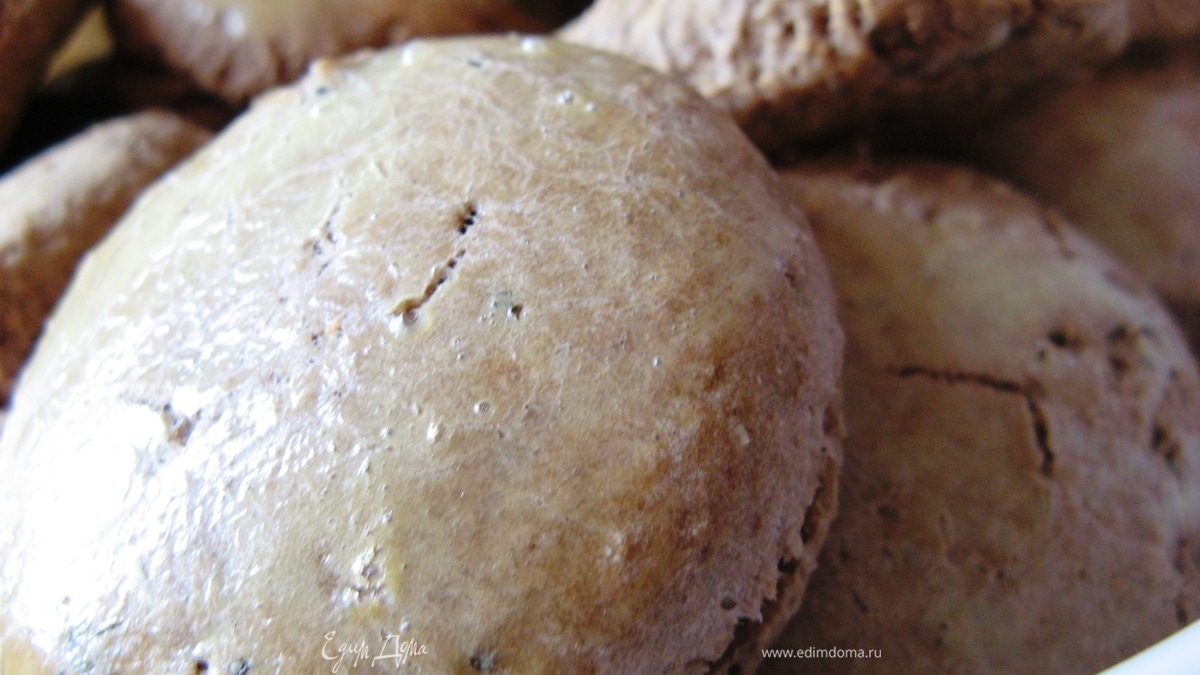 Домашние прянички с имбирем, кардамоном и мятой