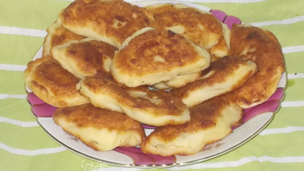 Пирожки из заварного теста с картошечкой и луком