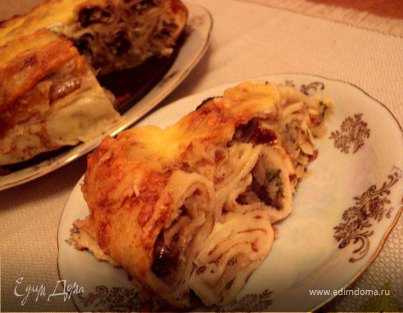 Блинный пирог с грибами и капустой