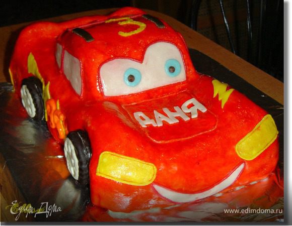 Торт "Машинка Маквин"