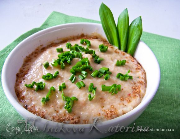 Суп-пюре с черемшой и мускатным орехом Суп-пюре с черемшой и мускатным орехом